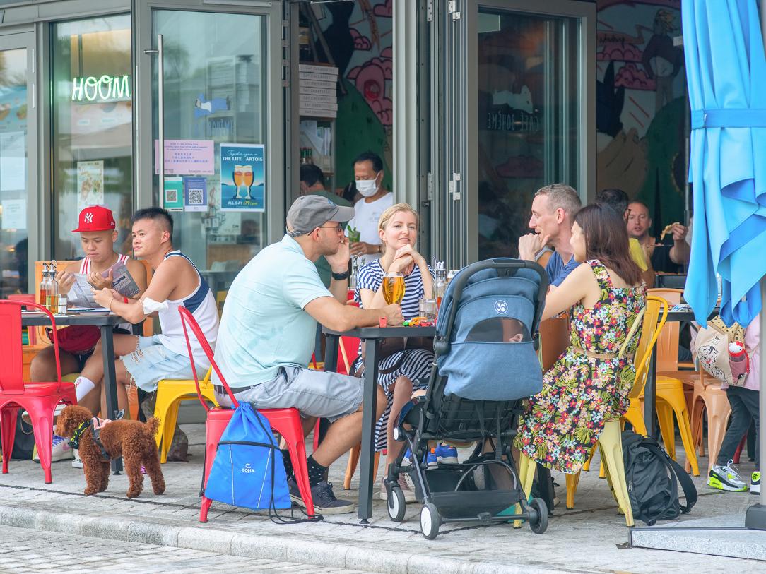 Pet-friendly cafe Hooman