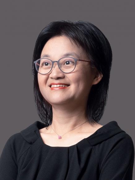 譚安美女士